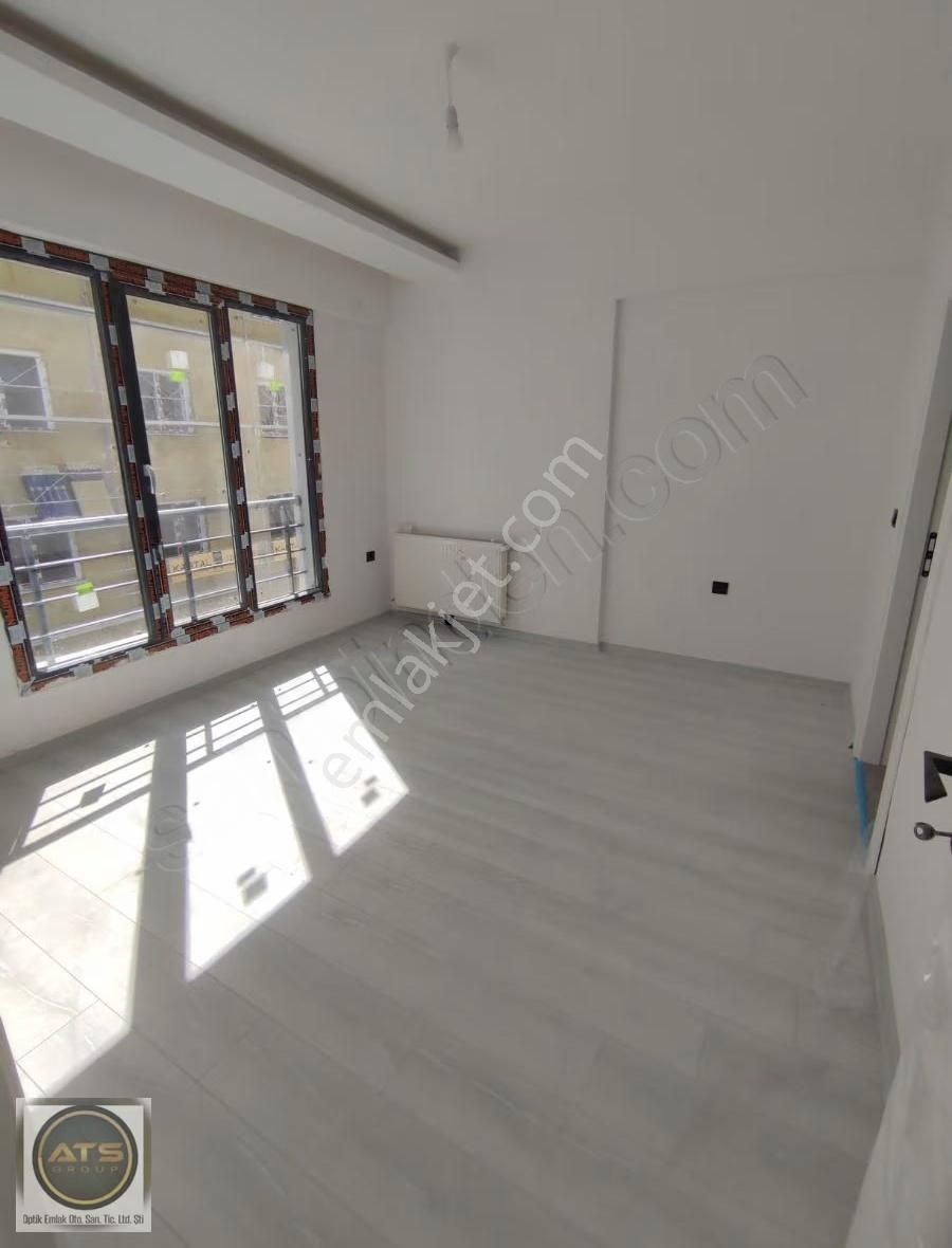 Talas'ta Çift Banyolu Sıfır Büyük 2,5+1 Daire - Görsel 2