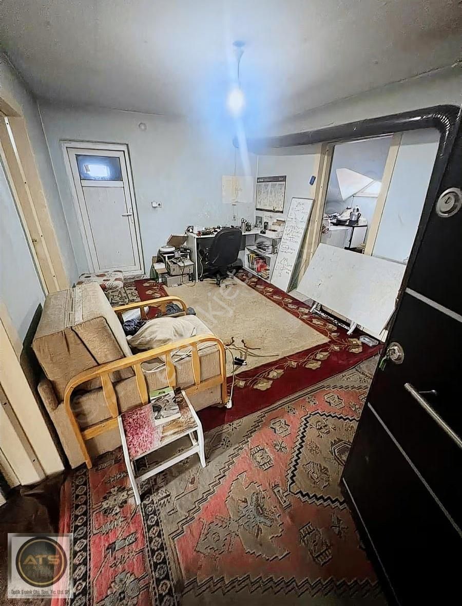 Eskişehir Bağlarında Satılık 3 Katlı Bina - Görsel 18