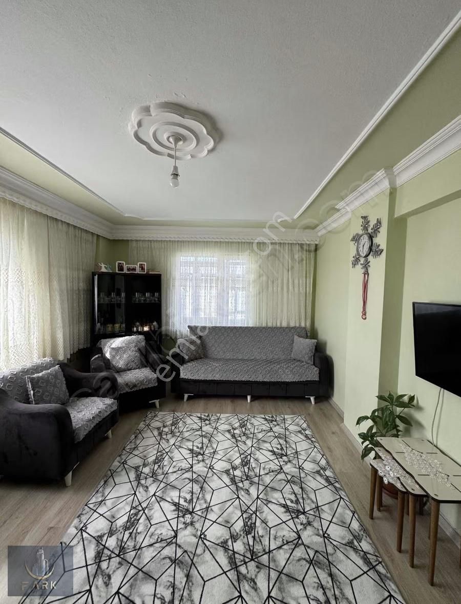 Merkezi Konum Çift Balkon Satılık 2+1 Daire