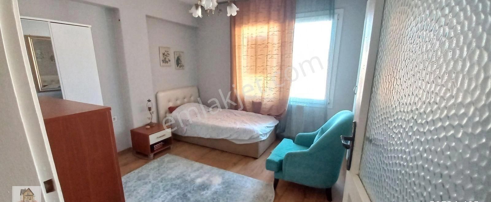İnönü Lisesi Yanı Caddeye Çok Yakın Eşyalı Kiralık Daire - Görsel 9