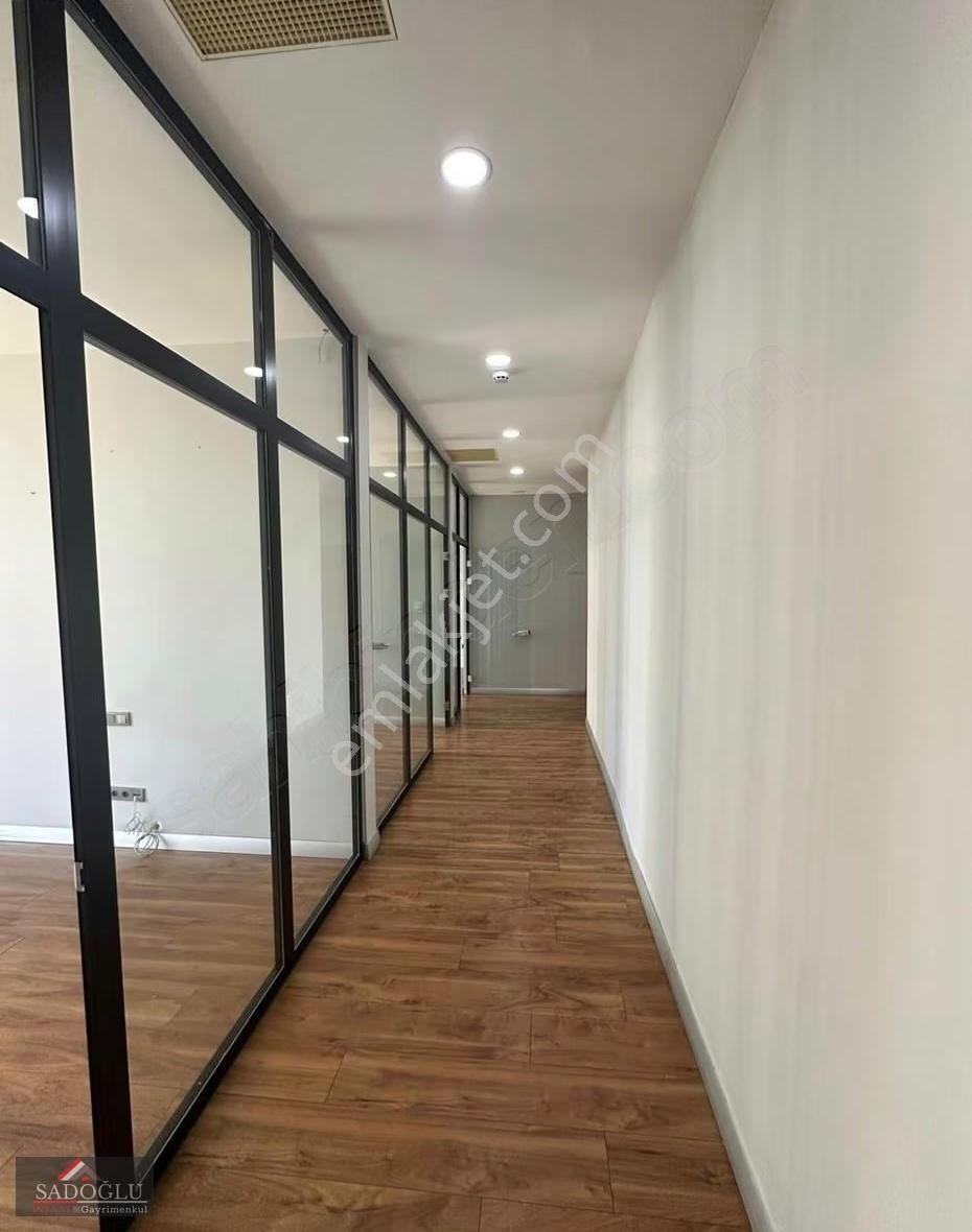 Beylikdüzü Ginza Corner Plaza Kiralık 135 M2 Ofis - Görsel 14