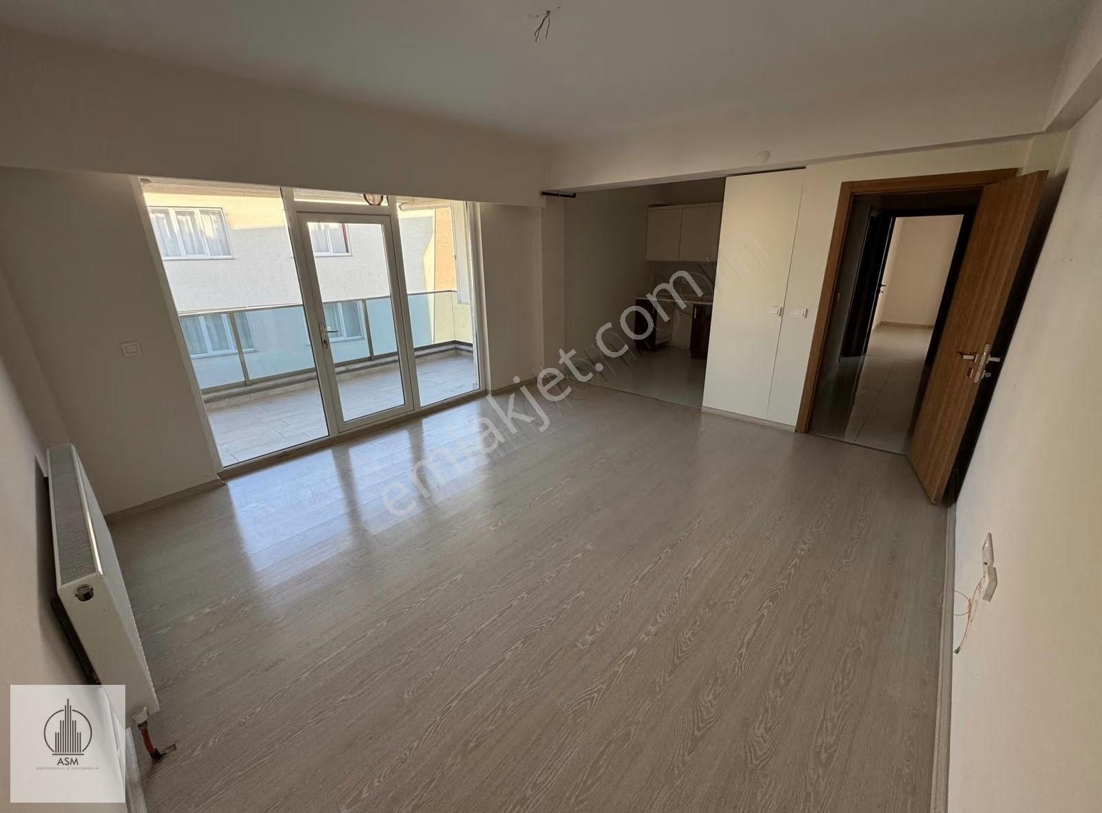 Asm' Den Yıldırım Değirmenönünde 2+1 Siteiçi Metroya Yakın Daire