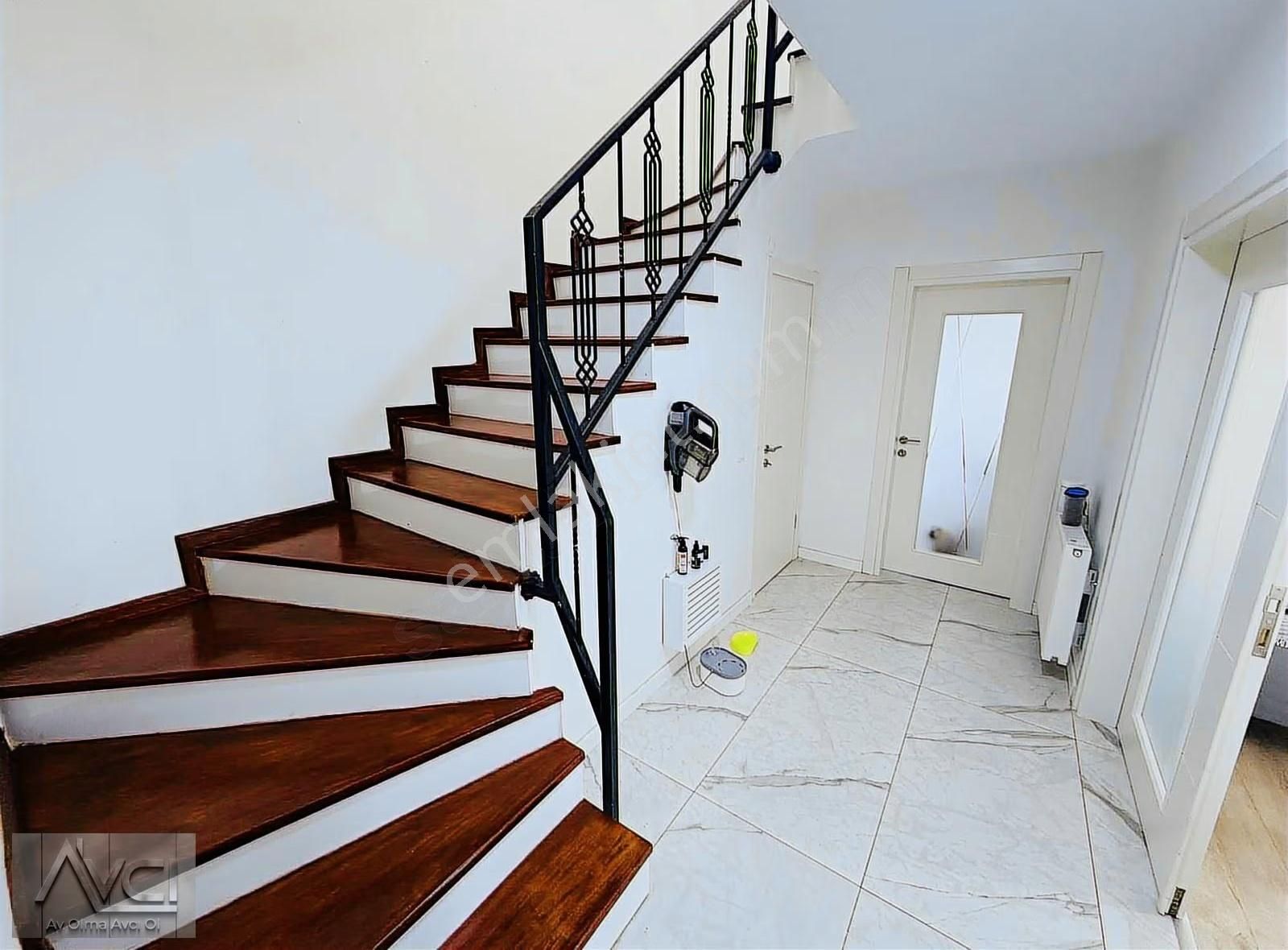 Avcı'dan Güre 0 Triplex Ayrı Mutfak Geniş Teras Ebeveny Banyo - Görsel 14