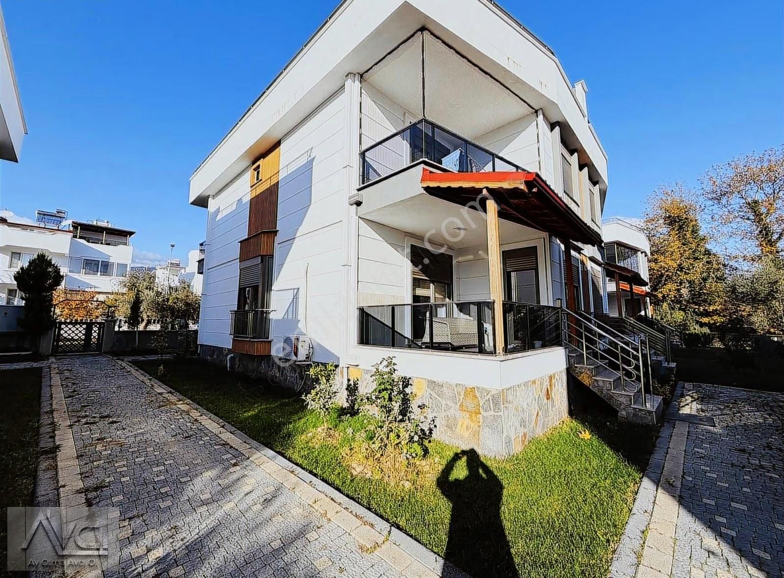 Avcı'dan Güre 0 Triplex Ayrı Mutfak Geniş Teras Ebeveny Banyo - Görsel 7