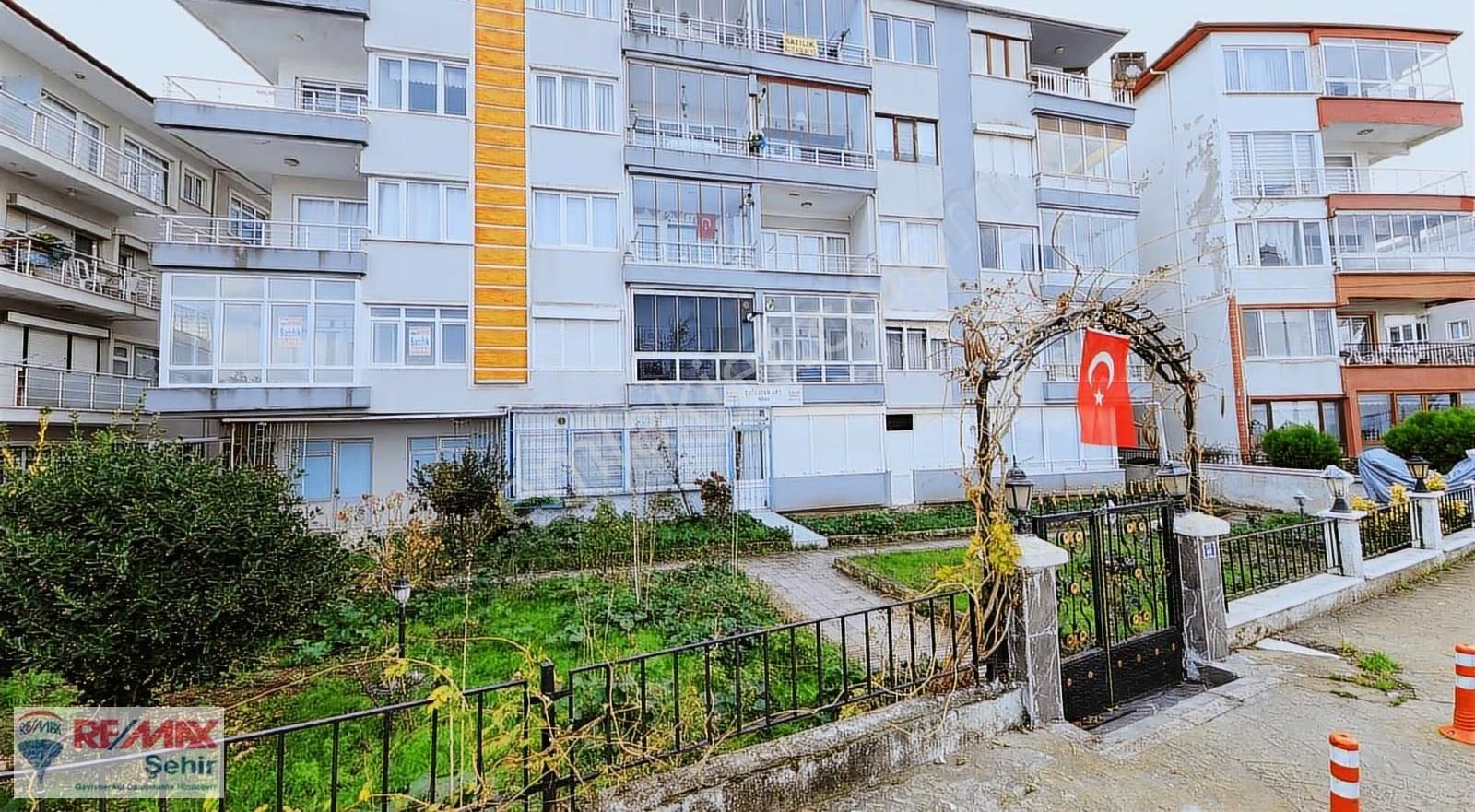 Re/max'dan Çınarcık 'da Eşsiz Deniz Manzaralı Satılık Daire - Görsel 13