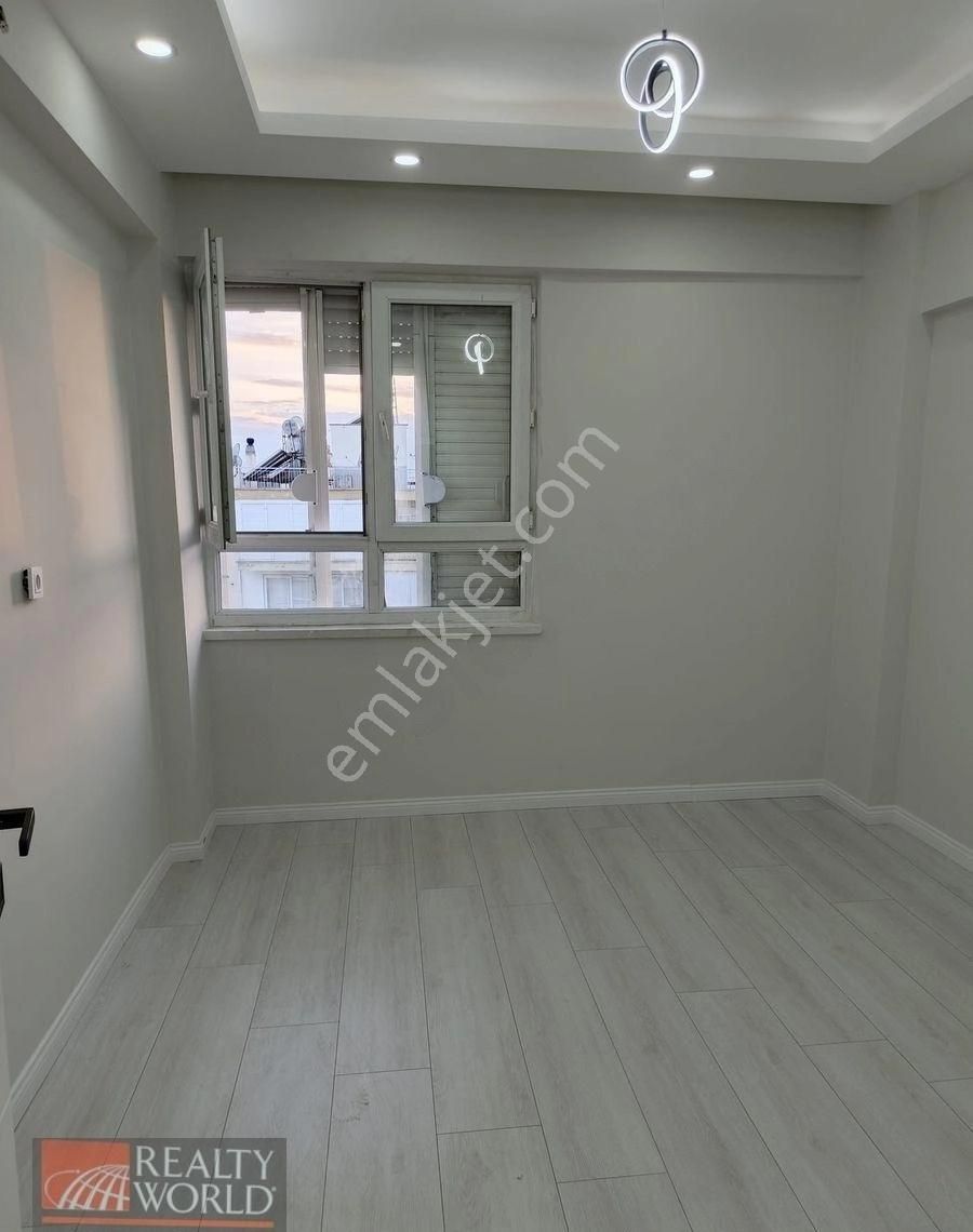 Dokuma'da Komple Yenilenmiş 2+1 Kiralık Daire Tramvaya Yakın - Görsel 12