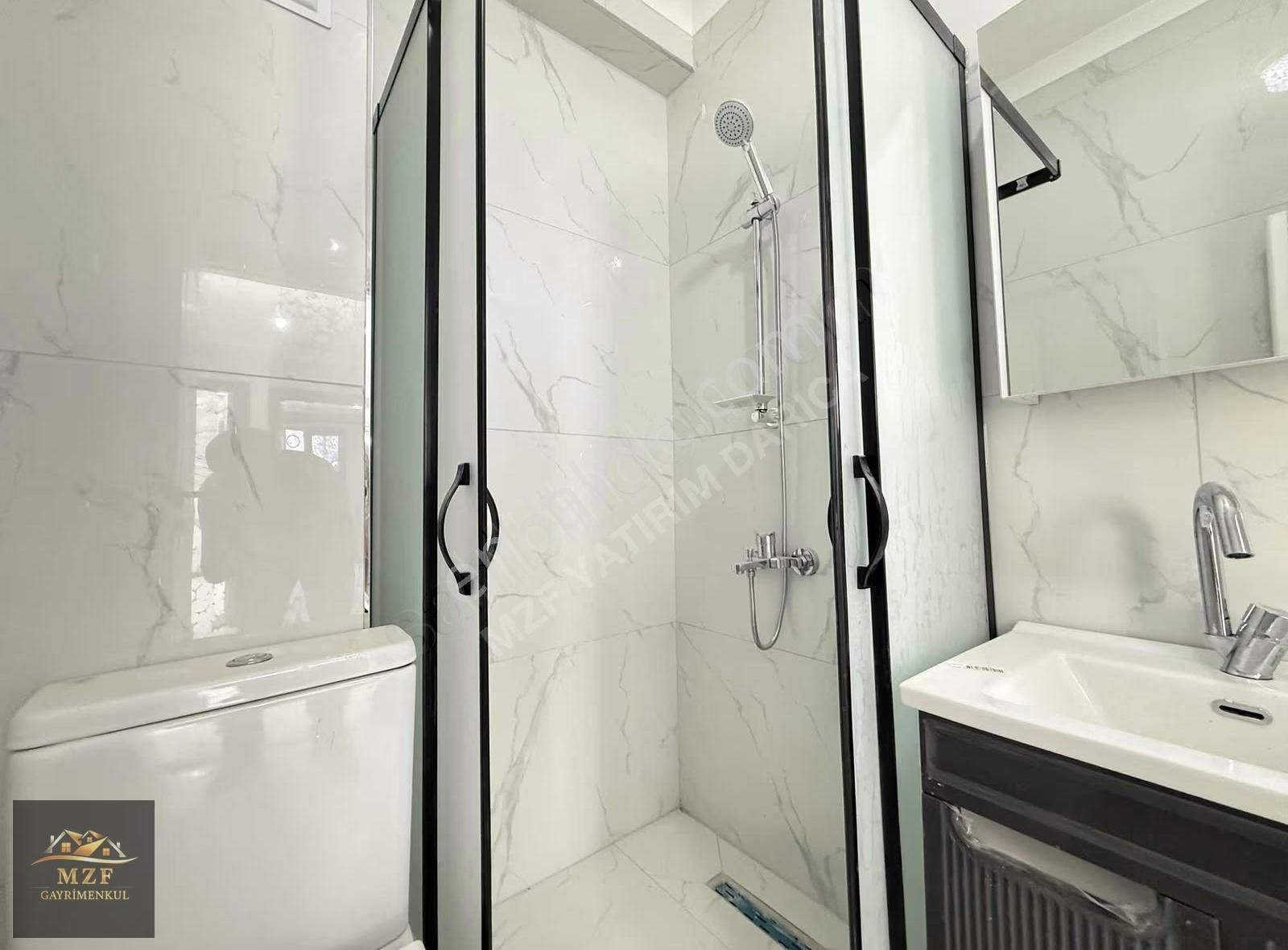 Tuzla Cad'sine Yakın Merkezi Konumda Lüks 2+1 Arakat - Görsel 4