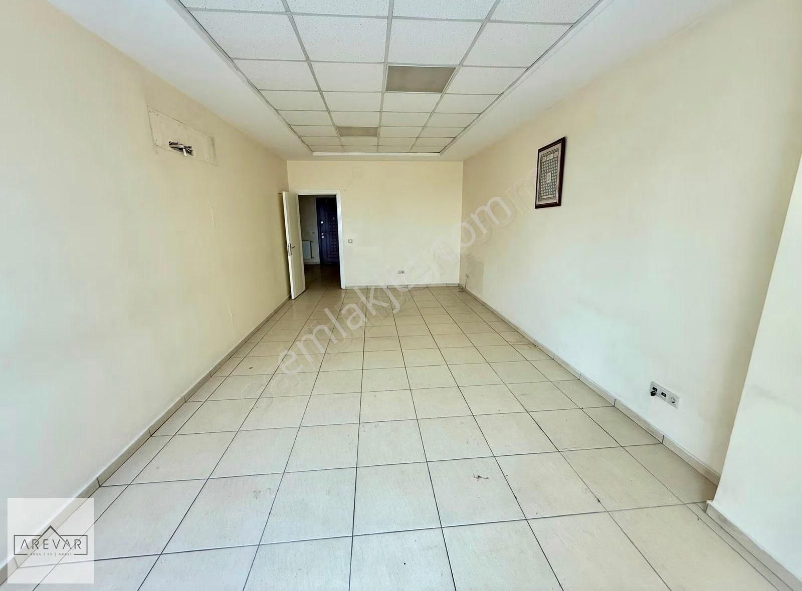 Arevar'dan Yasem İş Merkezi'nde Kiralık Ofis - Görsel 2