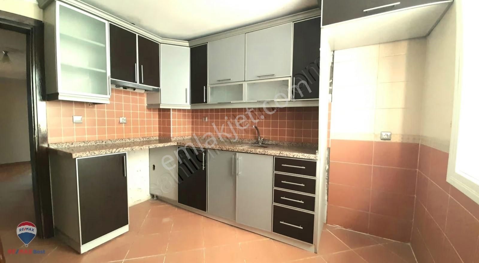 15 Bozyaka Cennetoğlu Mah. 120 M2 3+1 Genış Kıralık Daıre - Görsel 12