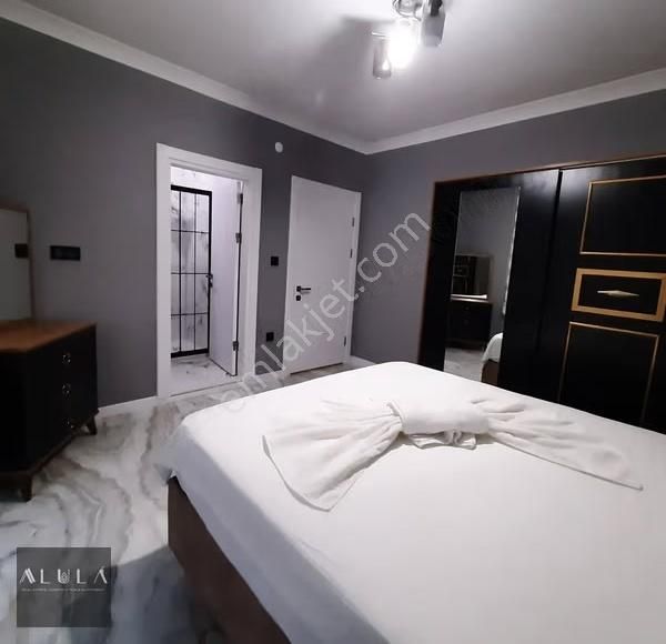 Kartepe Maşukiye'de Kiralık Eşyalı Isıtmalı Havuzlu 4+1 Villa - Görsel 18