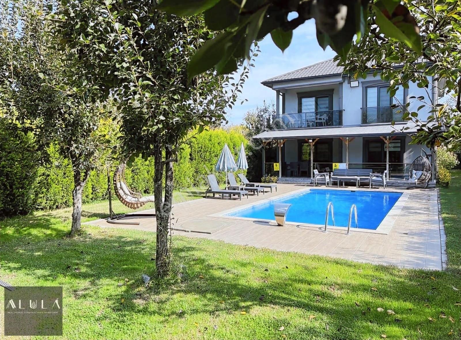 Kartepe Maşukiye'de Kiralık Eşyalı Isıtmalı Havuzlu 4+1 Villa - Görsel 21