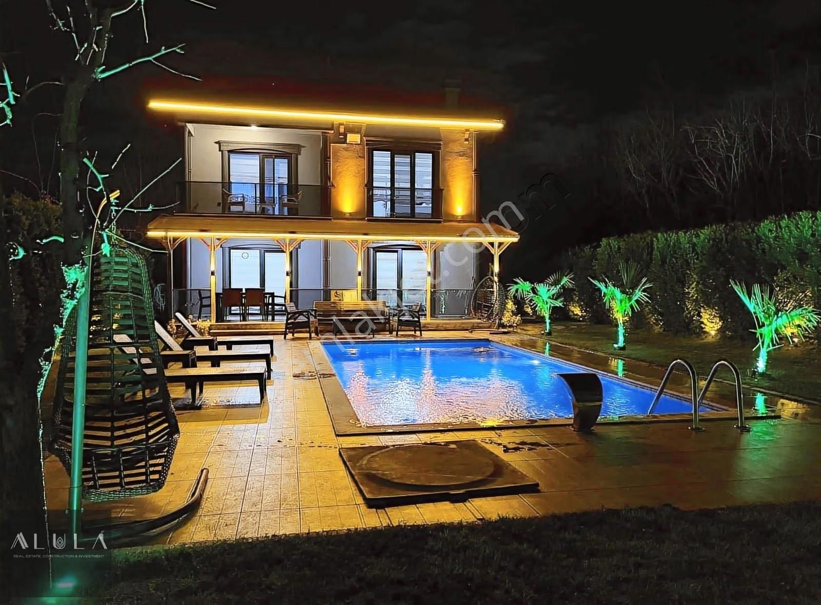 Kartepe Maşukiye'de Kiralık Eşyalı Isıtmalı Havuzlu 4+1 Villa - Görsel 31