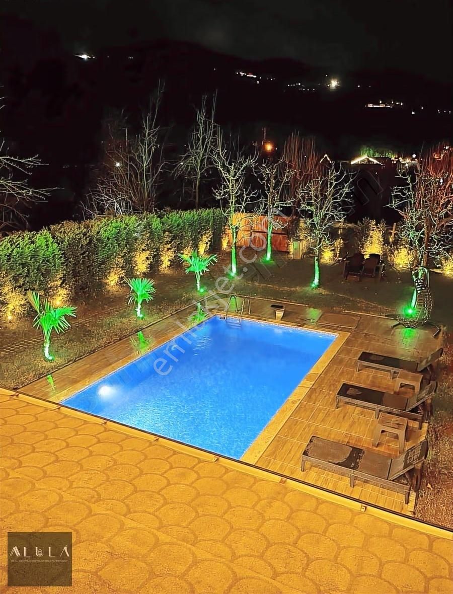 Kartepe Maşukiye'de Kiralık Eşyalı Isıtmalı Havuzlu 4+1 Villa - Görsel 29