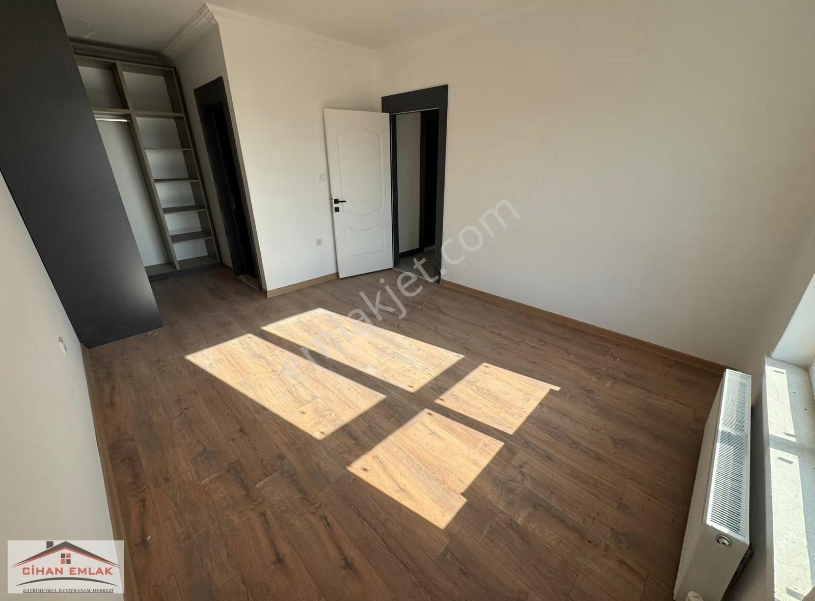 Cihandan Yakacık Bulvara Yakını Giyinme Odalı 4+1 Satlık Daire - Görsel 6