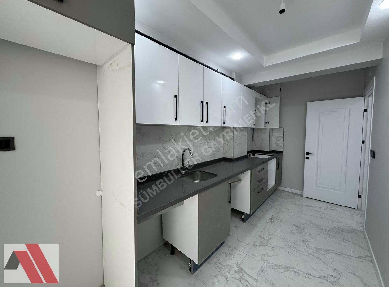 Sümbüller'den Birsen Kebap Yakını Ara Kat Balkonl Kullanışlı2+0 - Görsel 3