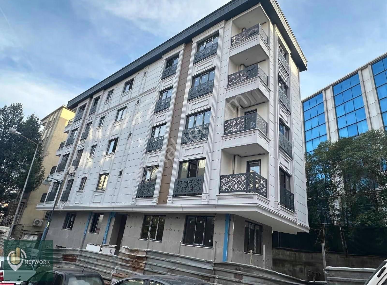 Mecidiyeköy Meydana 3dk Yeni Binada Otoparklı Ferah 1+1 Daire