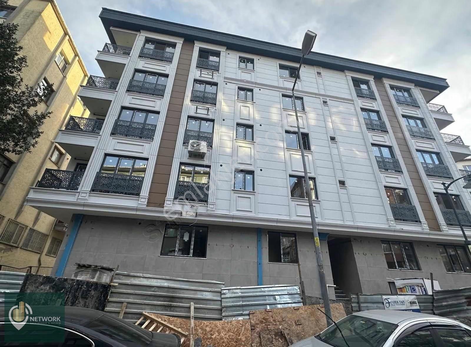 Mecidiyeköy Meydana 3dk Yeni Binada Otoparklı Ferah 1+1 Daire - Görsel 2