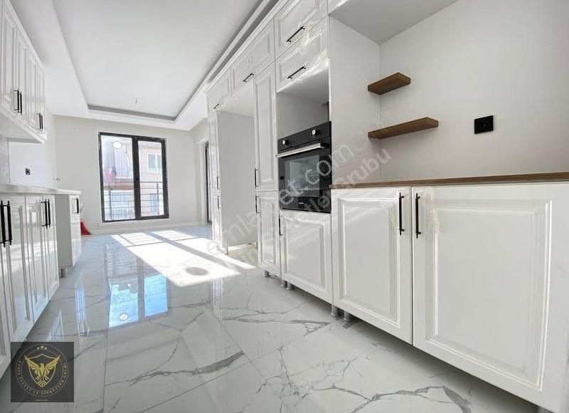 Beylikdüzü Migros Avm Arkasında 2+1 Ultra Geniş Dairemiz