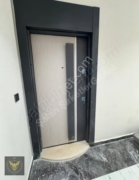 Beylikdüzü Merkez'de Oturuma Hazır İskanlı Fırsat Dairemiz.. - Görsel 9