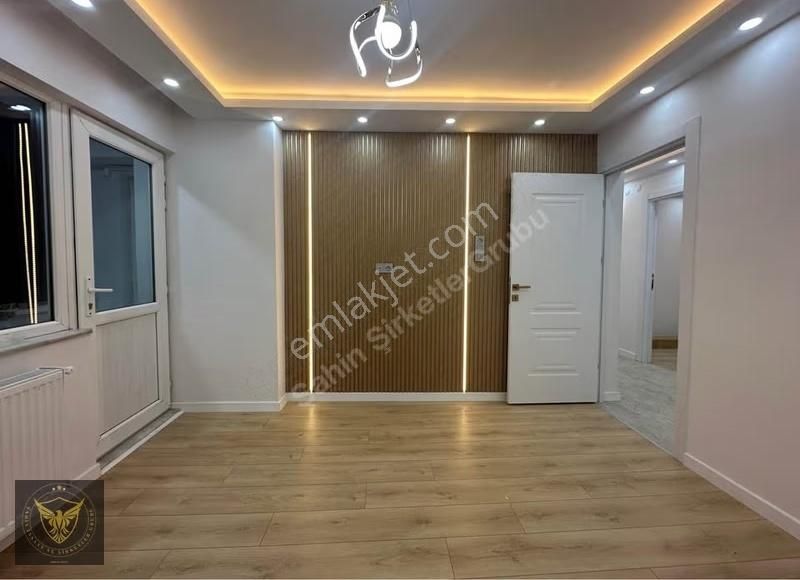 Metrobüse 5'dk Merkezi Konumda Şık Tasarımlı 2+1 Dairemiz... - Görsel 5