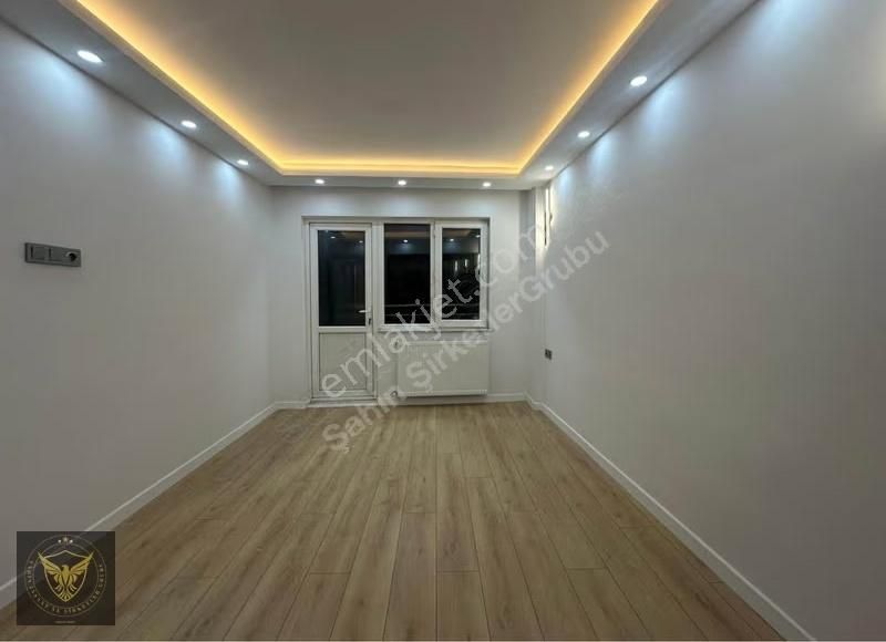 Metrobüse 5'dk Merkezi Konumda Şık Tasarımlı 2+1 Dairemiz... - Görsel 4