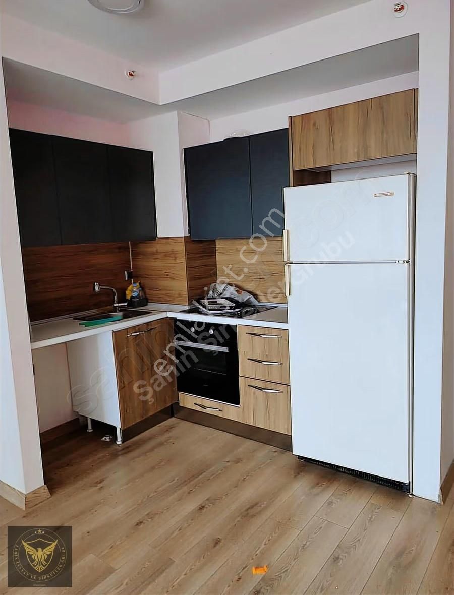 Göl Manzaralı Merkezi Konumda Full Eşyalı 1+1 Kiralık Dairemiz - Görsel 10