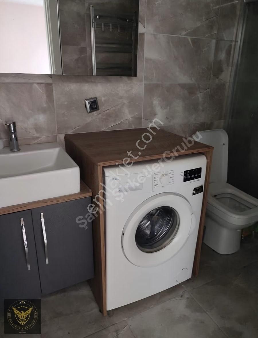 Göl Manzaralı Merkezi Konumda Full Eşyalı 1+1 Kiralık Dairemiz - Görsel 8