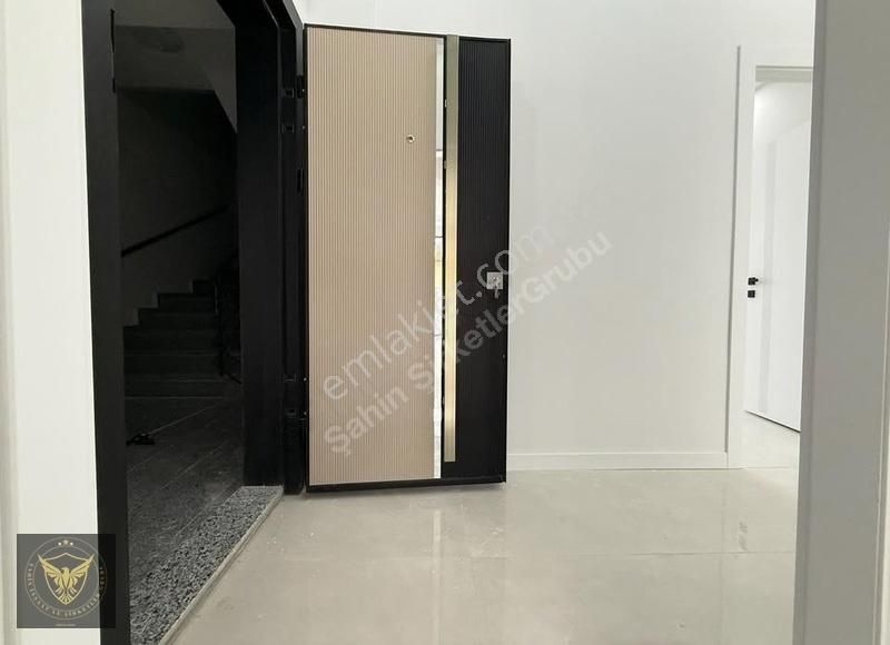 Beylikdüzü Merkez'de Metrobüse Yakın Oturuma Hazır 2+1 Dairemiz. - Görsel 2