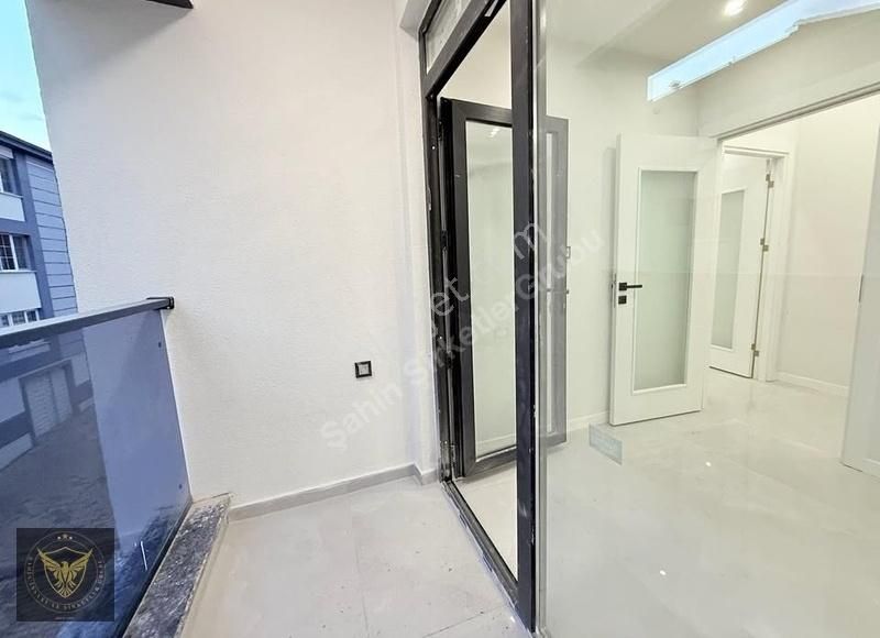 Beylikdüzü Merkez'de Metrobüse Yakın Oturuma Hazır 2+1 Dairemiz. - Görsel 10