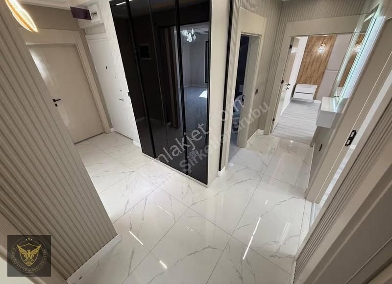 Beylikdüzü Merkez'de Metrobüse Komşu 3+1 Şık Tasarımlı Dairemiz - Görsel 22