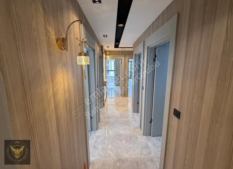 Beylikdüzü'nde Emsalsiz Özel Tasarımlı 2+1 Ultra Geniş Dairemiz - Görsel 16