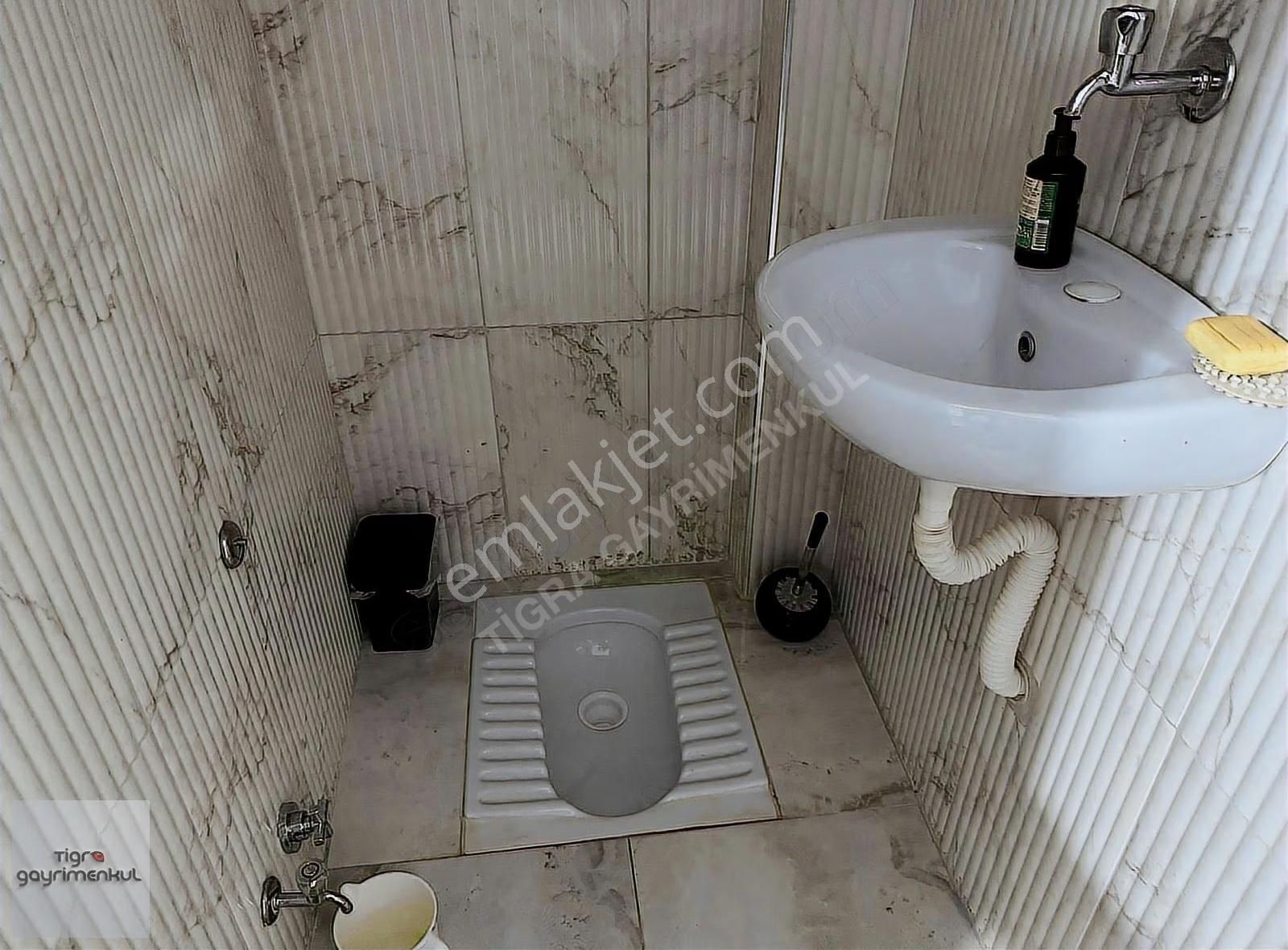 ▄tigra▄fahri Korutürk Mah. Sitede Manzaralı 3+1 Satılık Daire