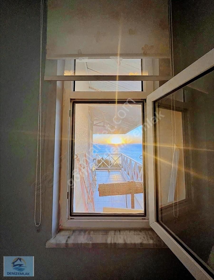 Deniz Emlak'tan Onurkent Sitesinde Tripleks Villa 4+1 - Görsel 14