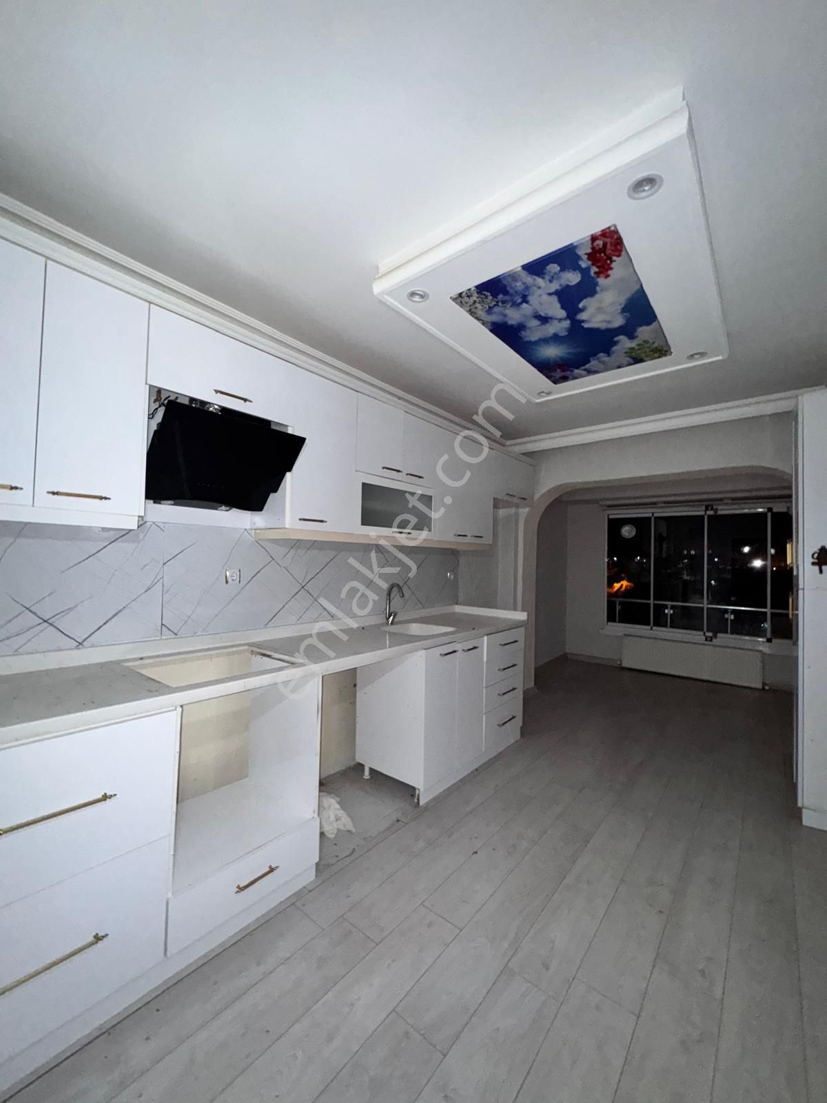 Lider Emlak'tan 4+1 Satılık Daire - Görsel 3