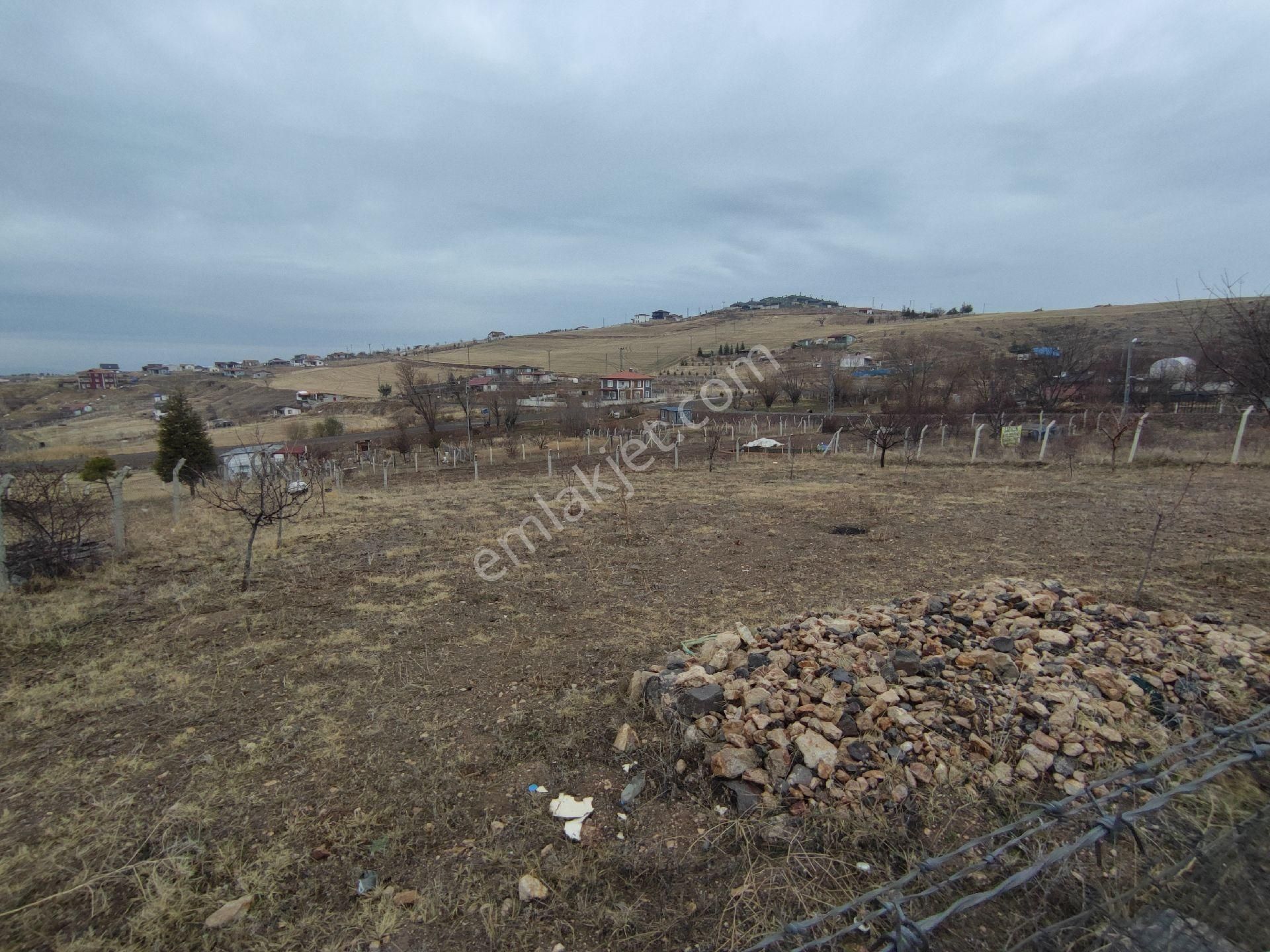 Gicikte 776 M2 İmarlı Tek Tapu Merkeze Yakın Tel Örgülü Arsa - Görsel 4