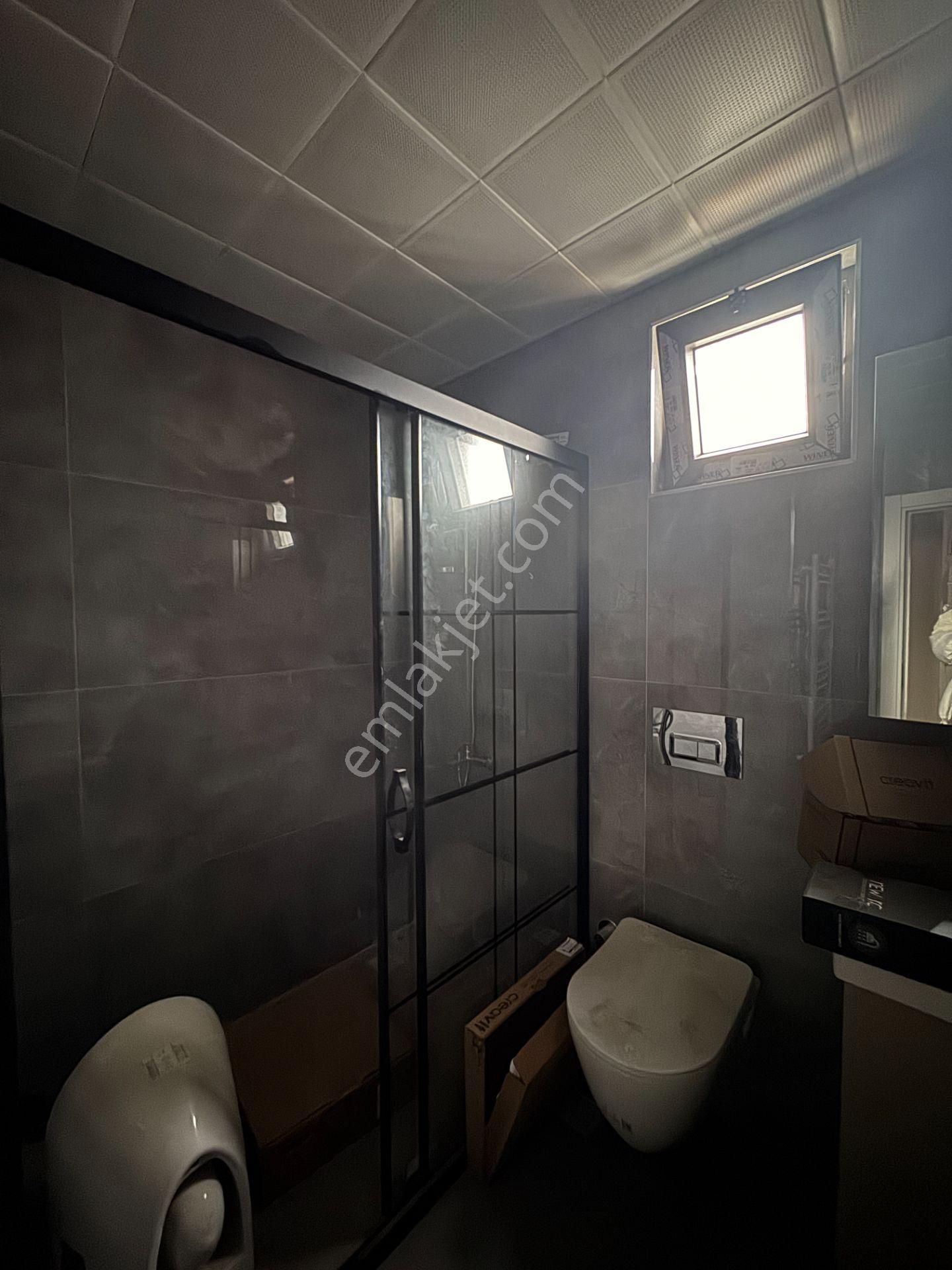 Kızıltoprak Mrk Konumda Lüks Yapılı Geniş 4+1 Dubleks - Görsel 12