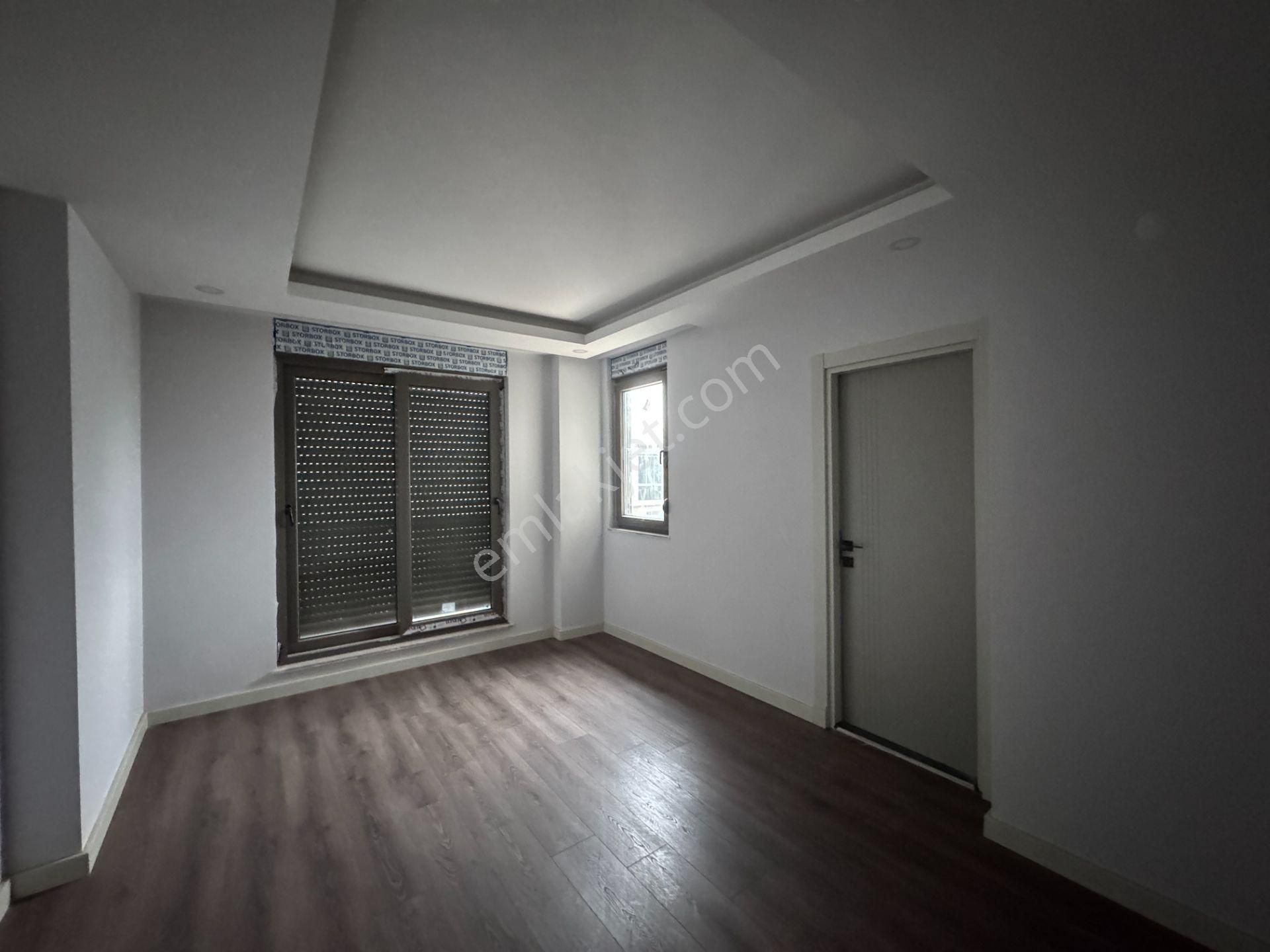 Kızıltoprak Mrk Konumda Lüks Yapılı Geniş 4+1 Dubleks - Görsel 13