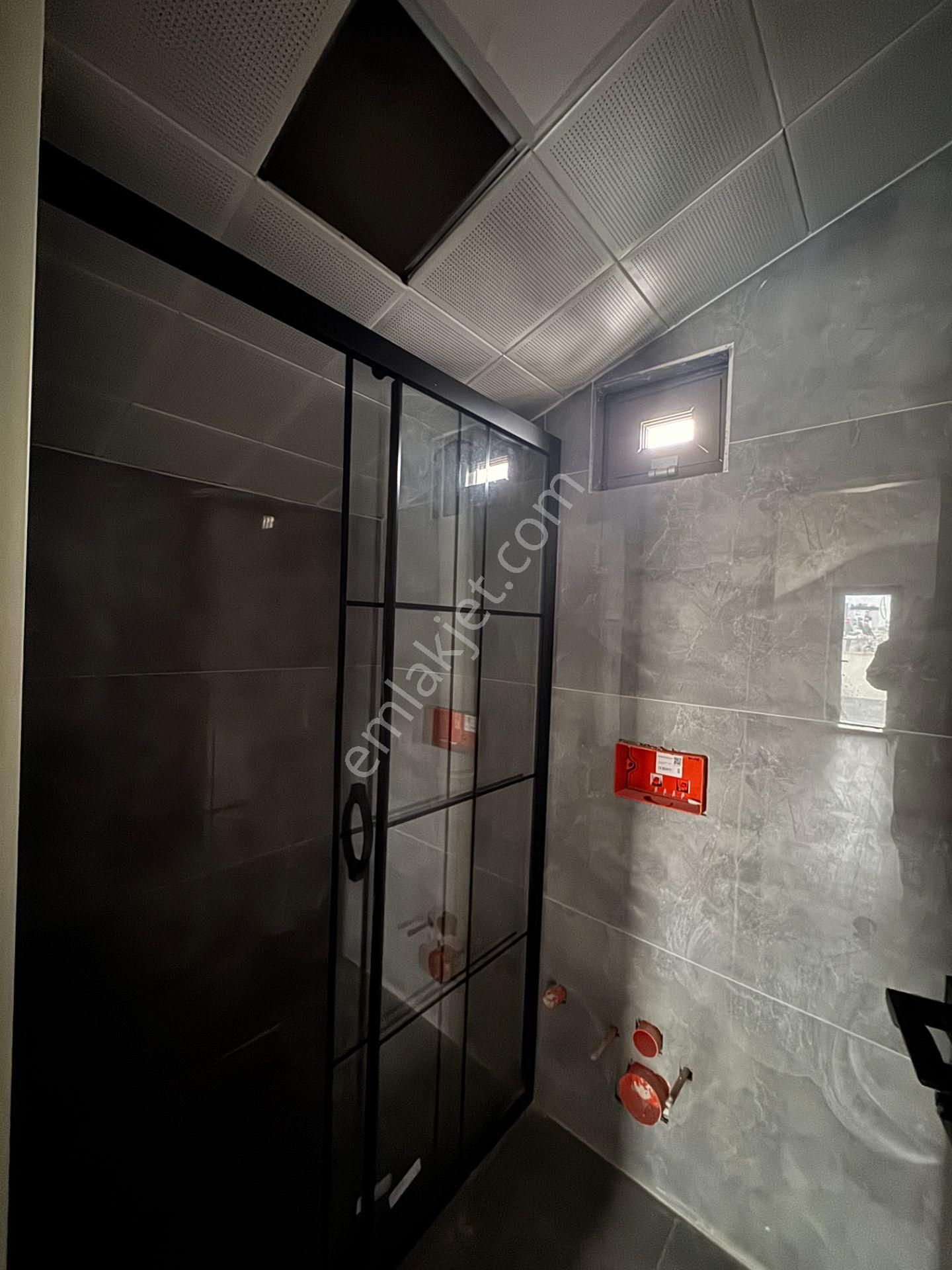 Kızıltoprak Mrk Konumda Lüks Yapılı Geniş 4+1 Dubleks - Görsel 25