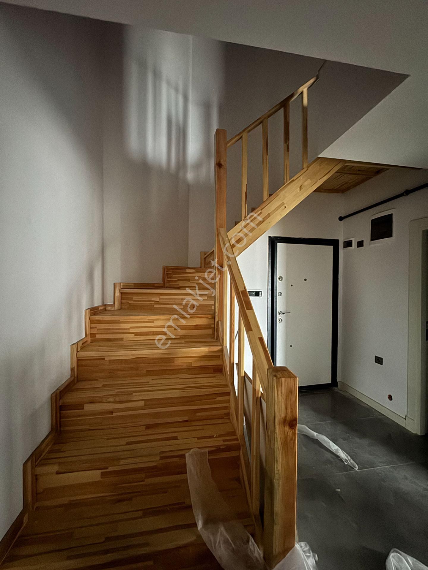 Kızıltoprak Mrk Konumda Lüks Yapılı Geniş 4+1 Dubleks - Görsel 16