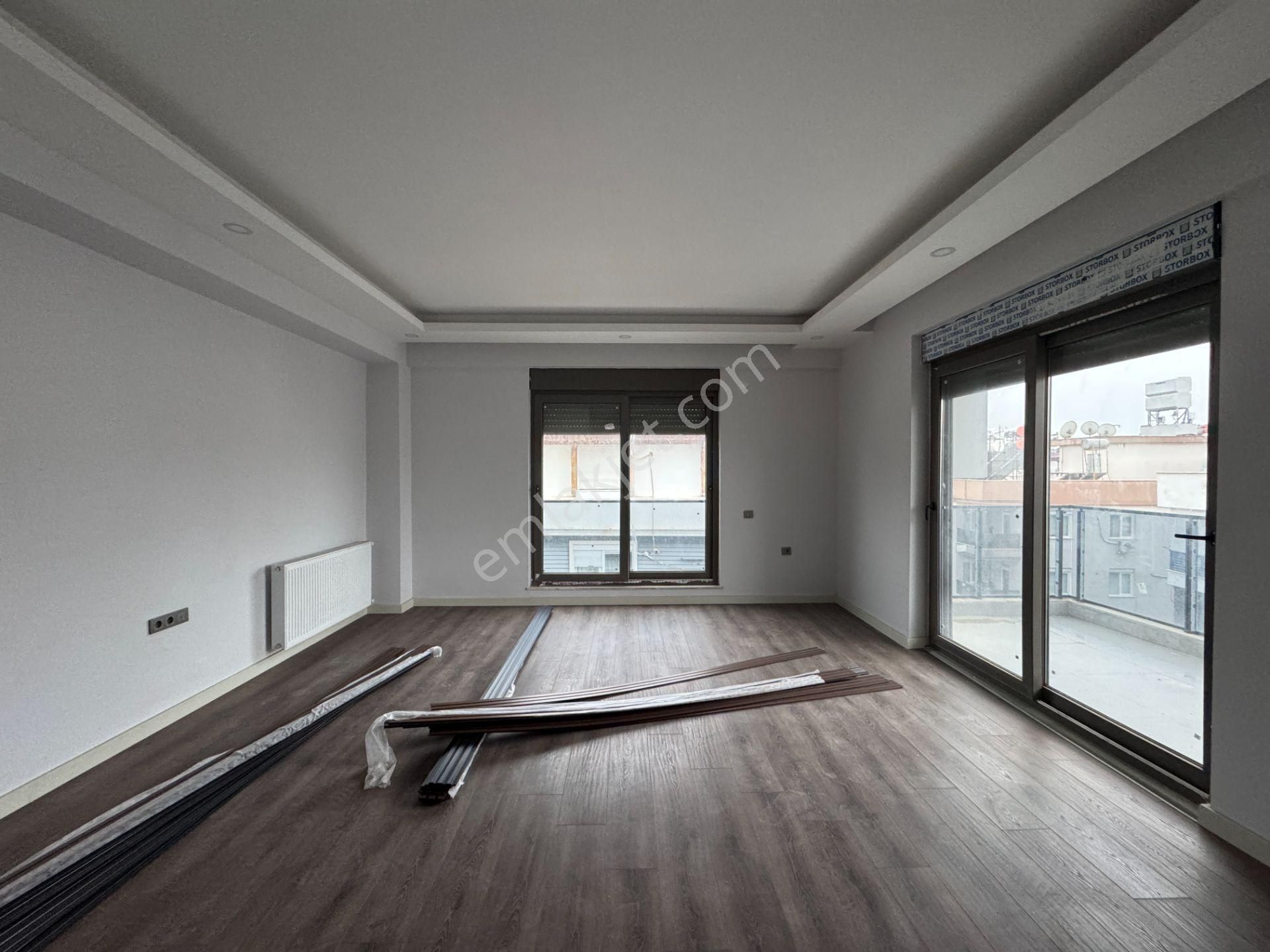 Kızıltoprak Mrk Konumda Lüks Yapılı Geniş 4+1 Dubleks - Görsel 10