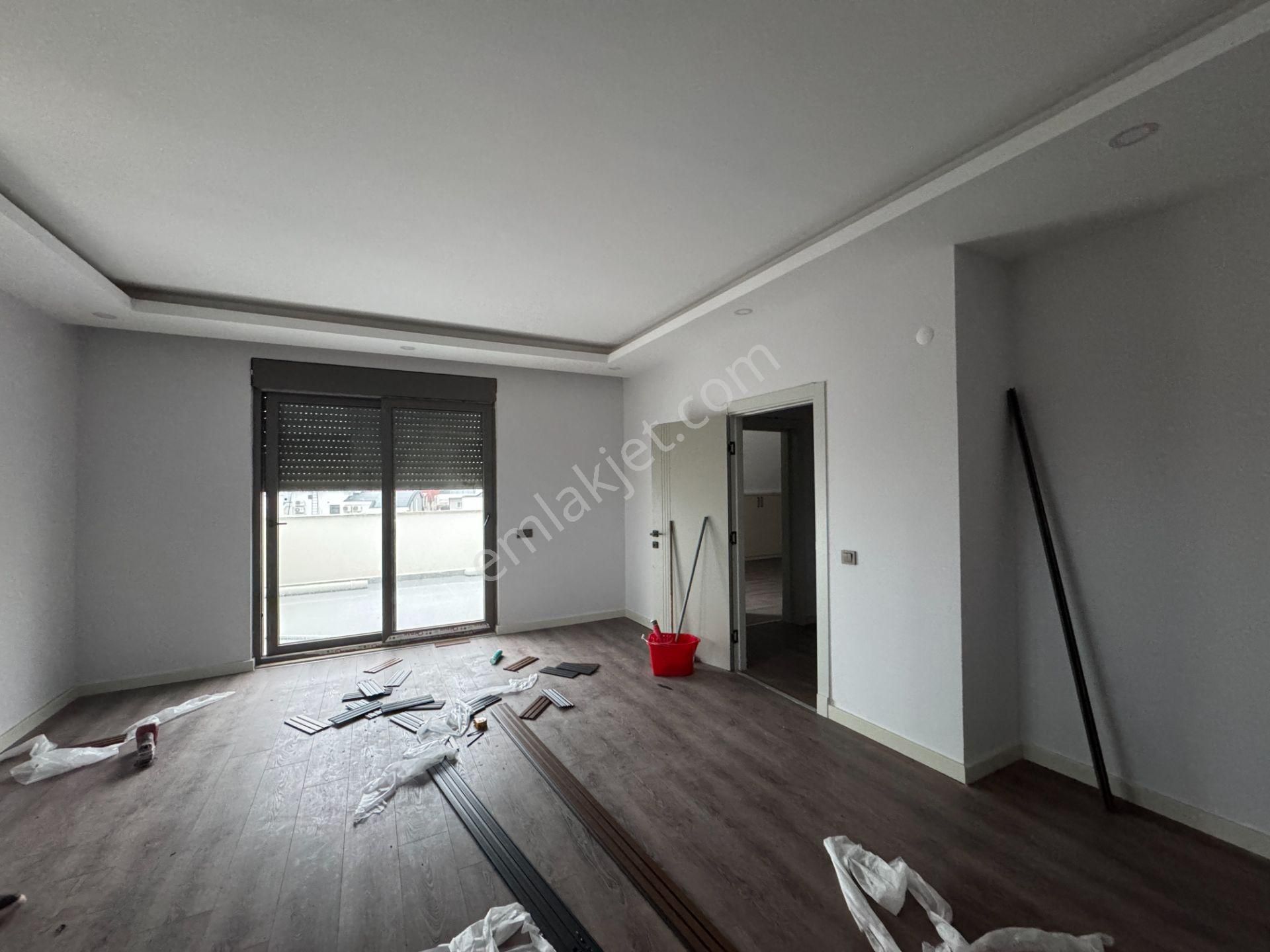 Kızıltoprak Mrk Konumda Lüks Yapılı Geniş 4+1 Dubleks - Görsel 21