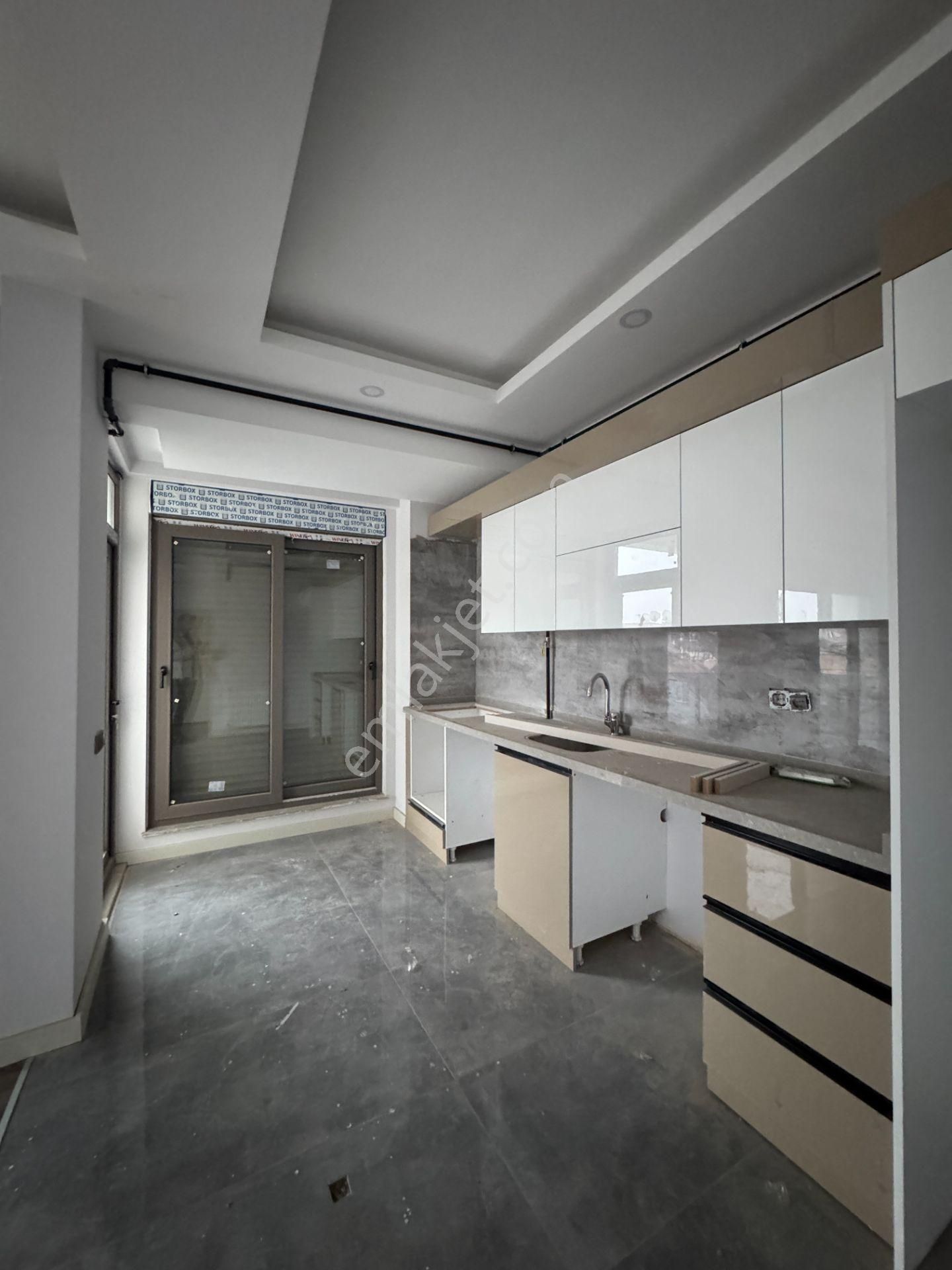 Kızıltoprak Mrk Konumda Lüks Yapılı Geniş 4+1 Dubleks - Görsel 5