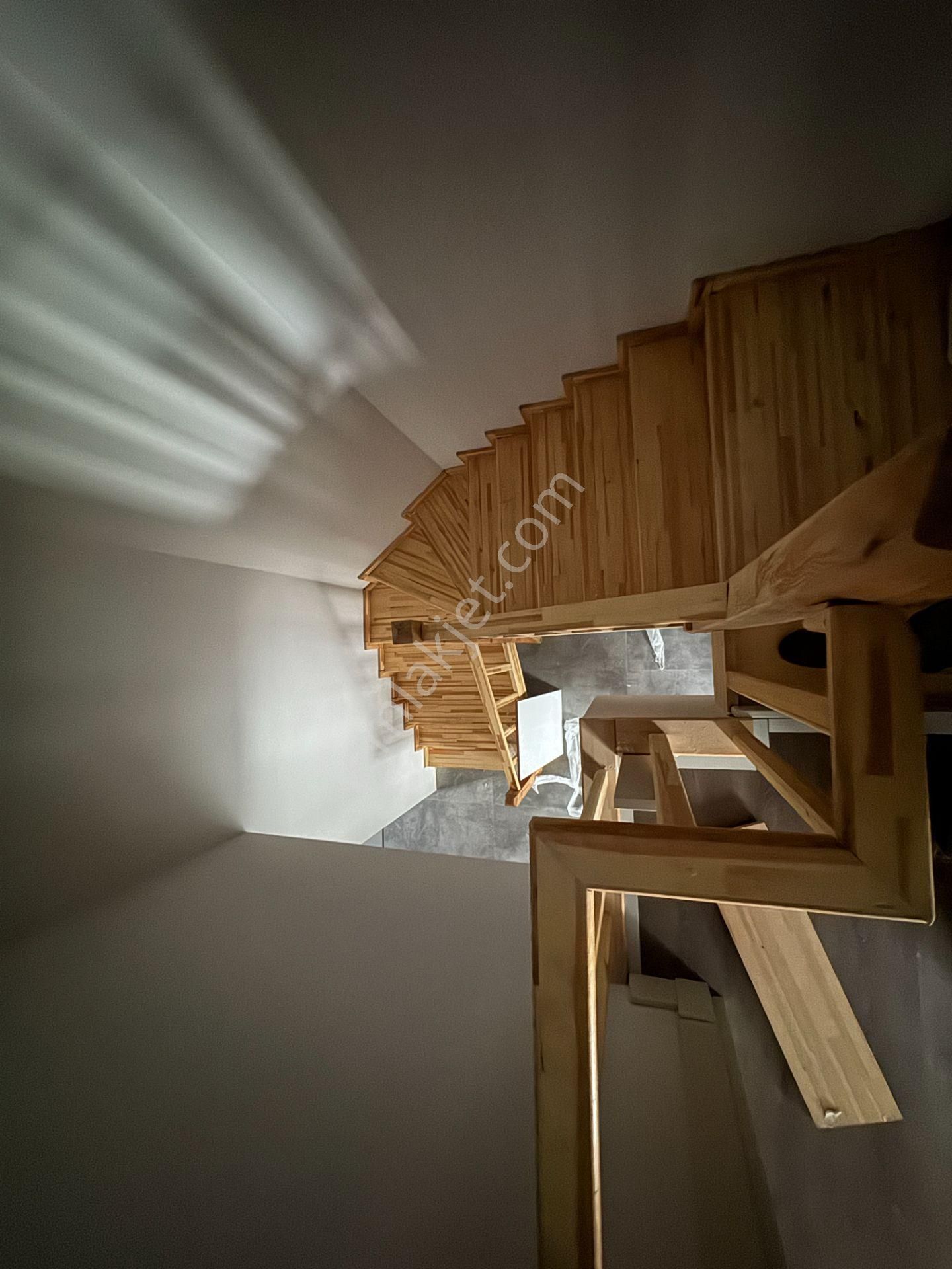 Kızıltoprak Mrk Konumda Lüks Yapılı Geniş 4+1 Dubleks - Görsel 17