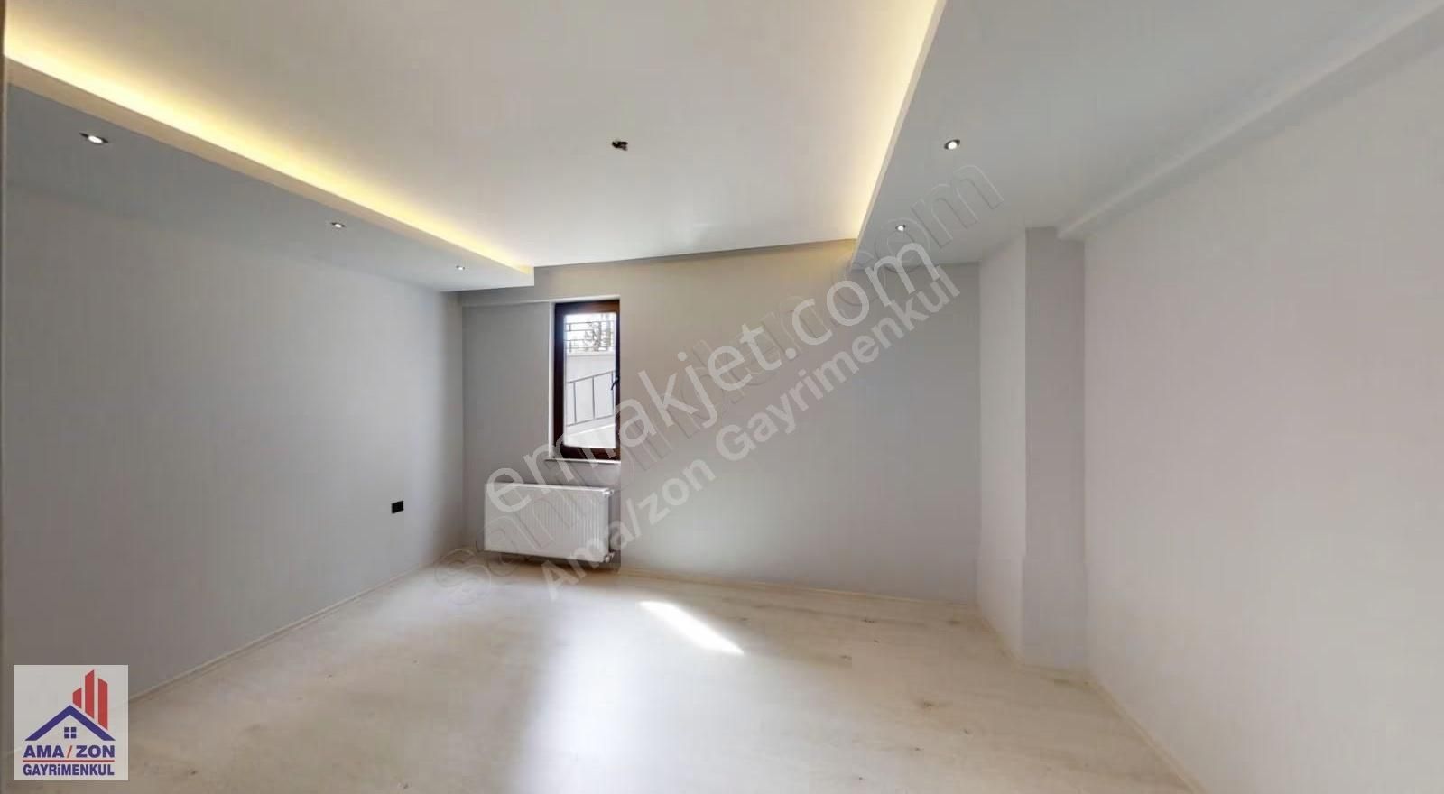 Dereköy Mahallesi Havuzlu Sitede 2+1 Şark Köşeli Bahçeli - Görsel 6