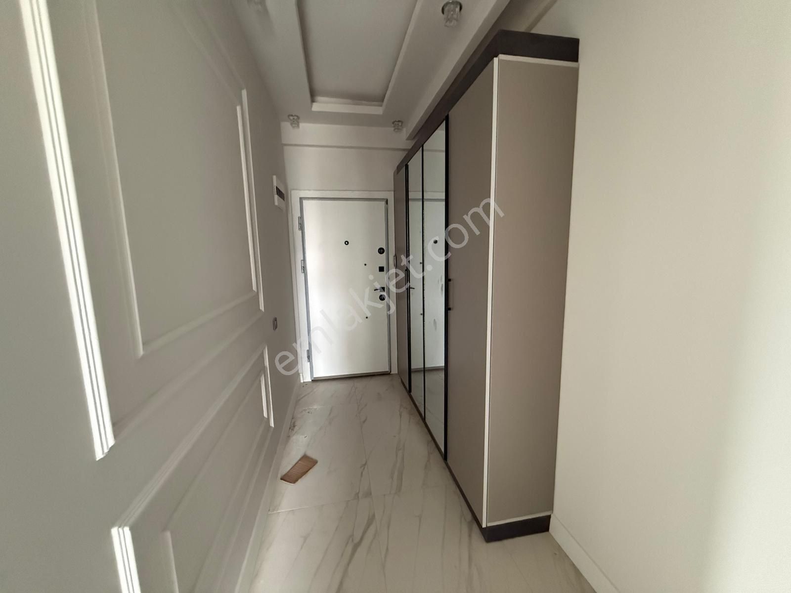 Dream Home’dan Eski Mezitli Şehrin Kalbinde Modern Tasaramlı Ara Kat 2+1 - Görsel 15