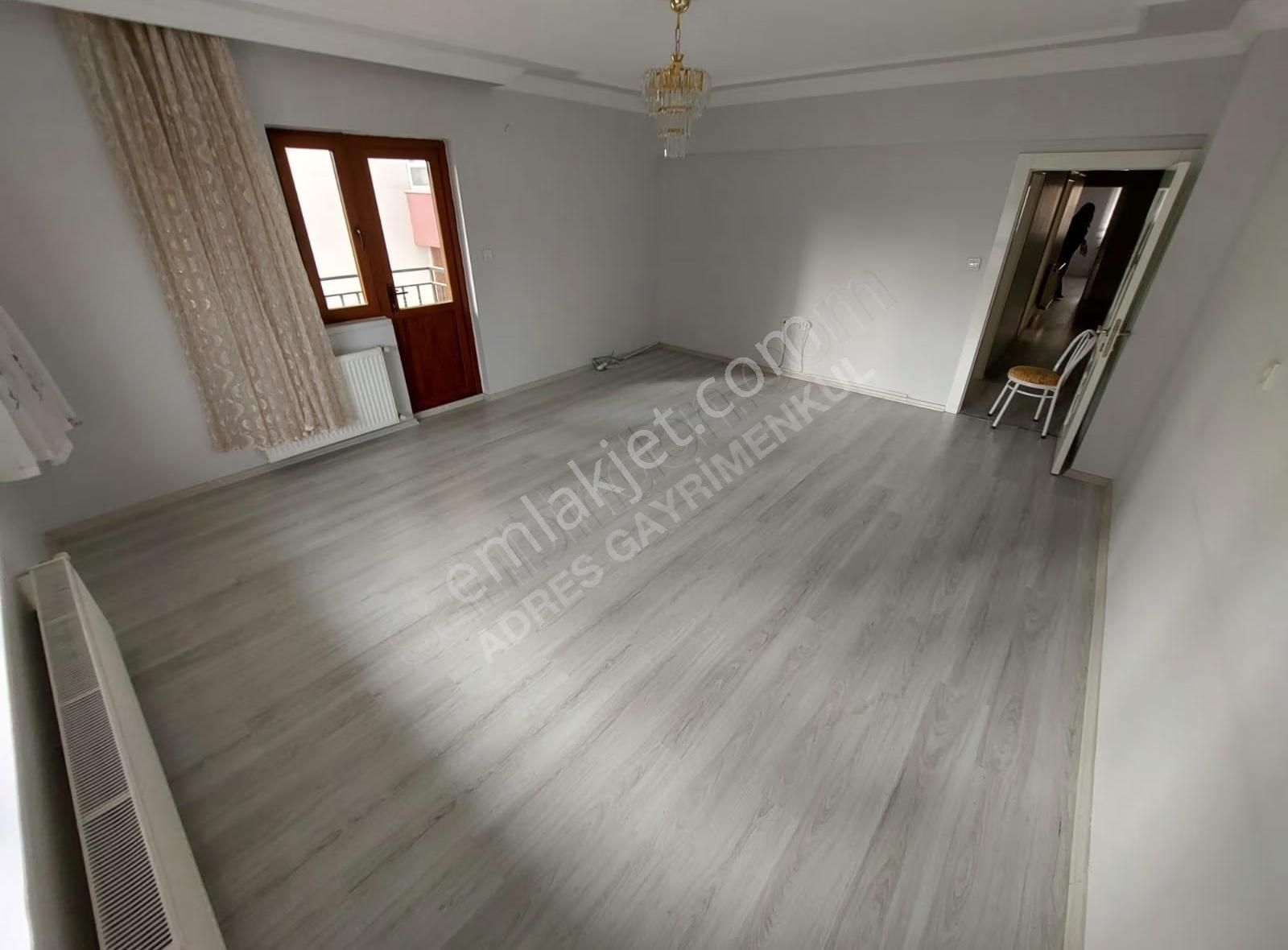 Adres'ten_selçukluda_full_yapılı_park_cepheli*salon_bağımsız*3+1 - Görsel 2