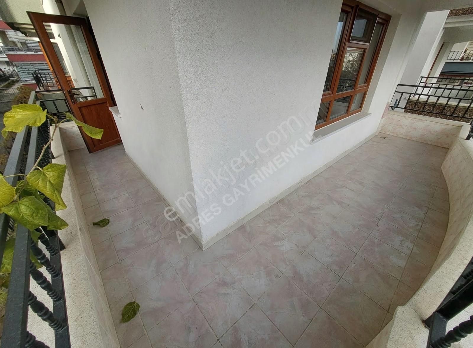 Adres'ten_selçukluda_full_yapılı_park_cepheli*salon_bağımsız*3+1 - Görsel 22