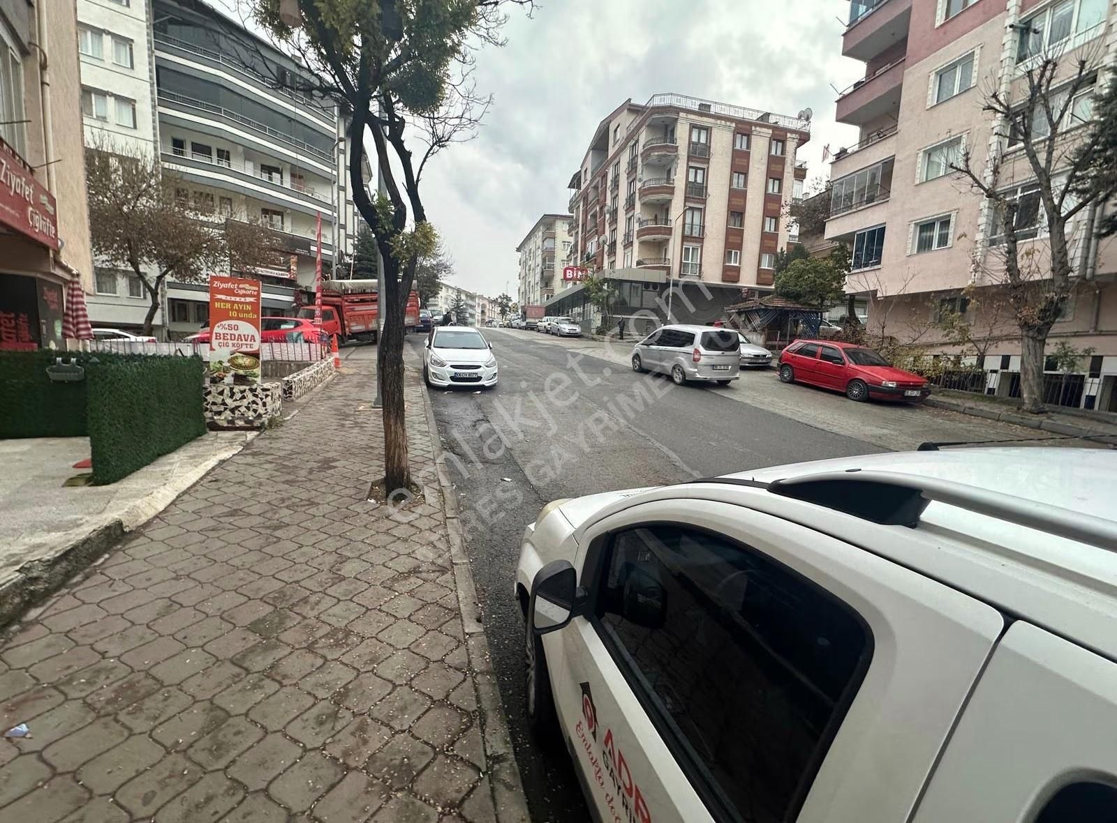 Adres'ten_mareşal'da_işlek_cadde_üzeri_40+20 Metre_**dükkan**_ - Görsel 5