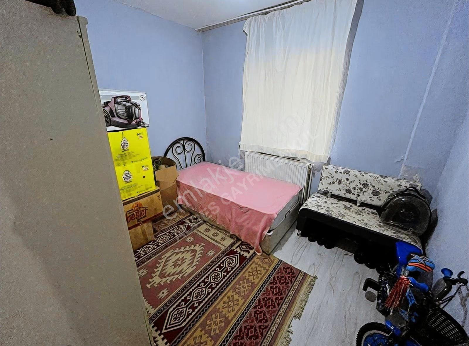 Adres_gayrimenkul'den_mareşalda_salon_bağımsız_gömüsüz_2+1_daire - Görsel 3