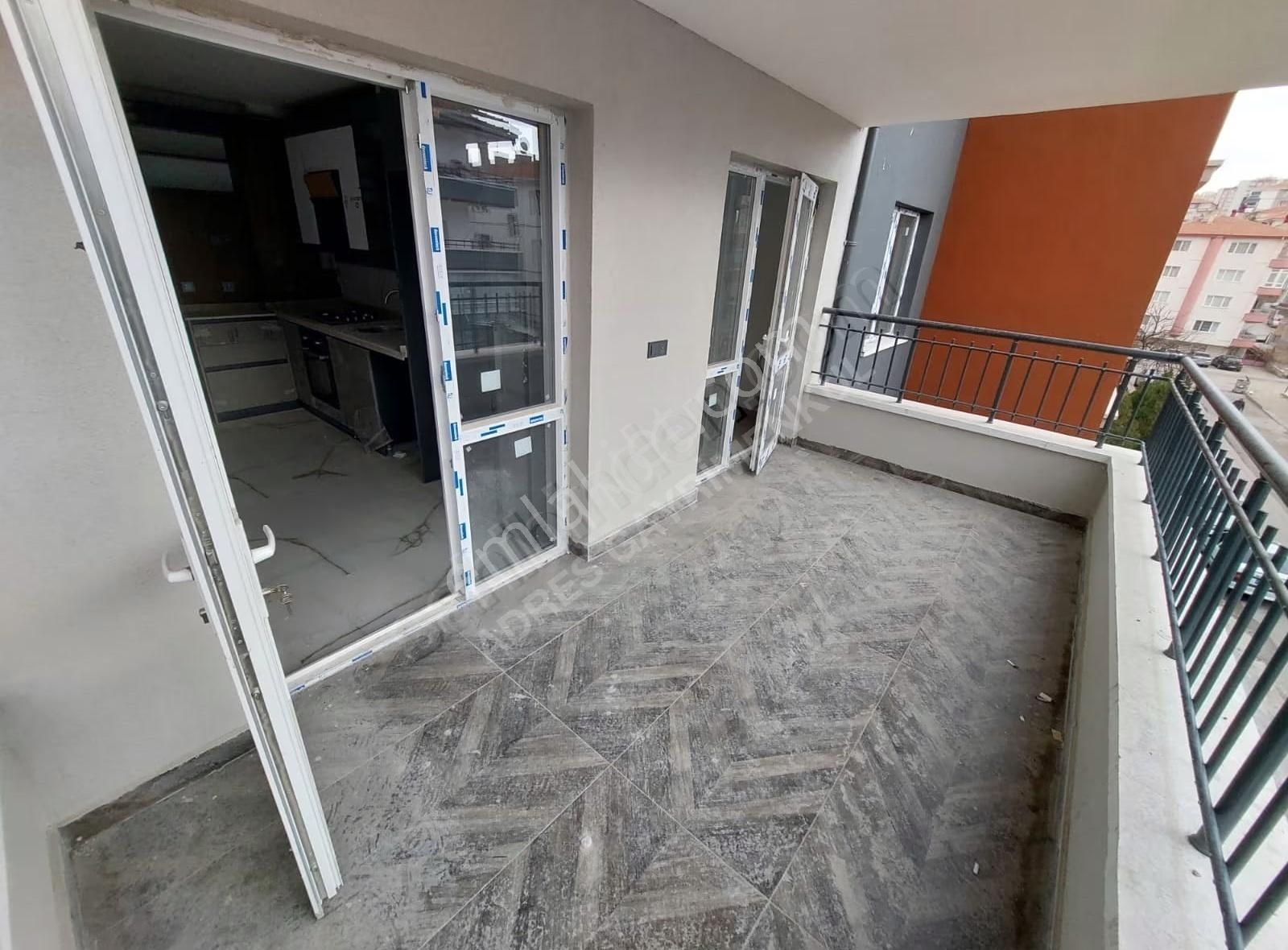 Sincan'da_fırsat_daire!!! Geniş M²**sıfır_teras_balkonlu_2+1** - Görsel 9